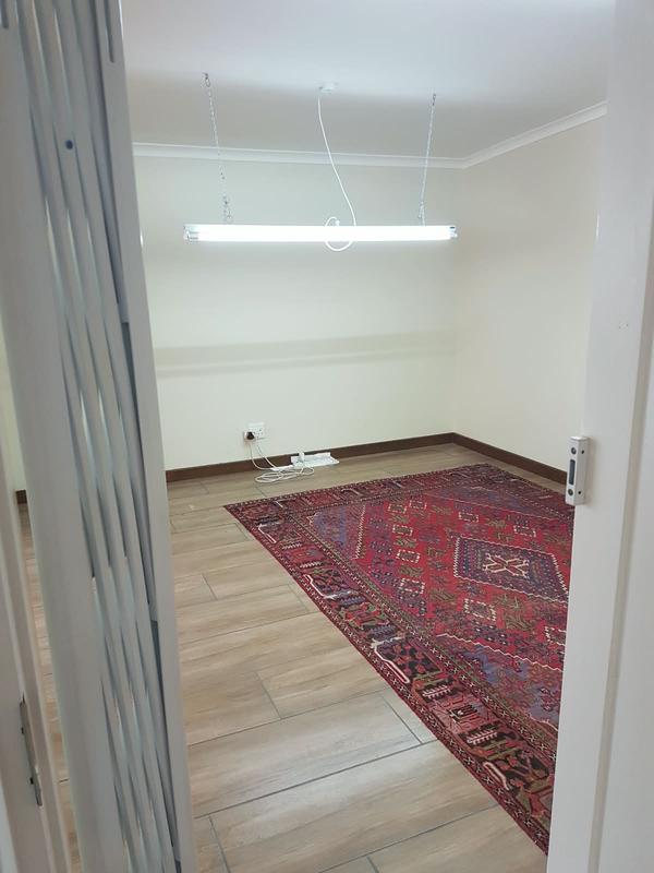 3 Bedroom Property for Sale in Dawnview Gauteng