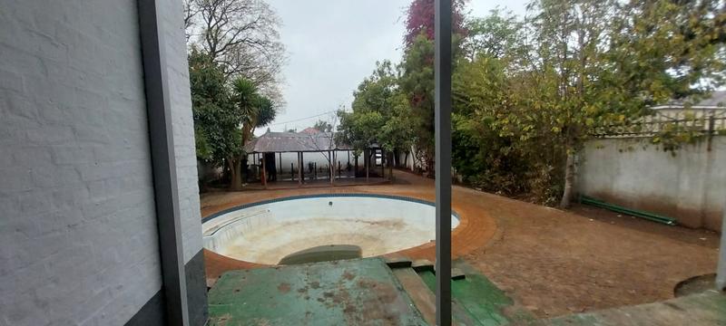 5 Bedroom Property for Sale in Kensington Gauteng