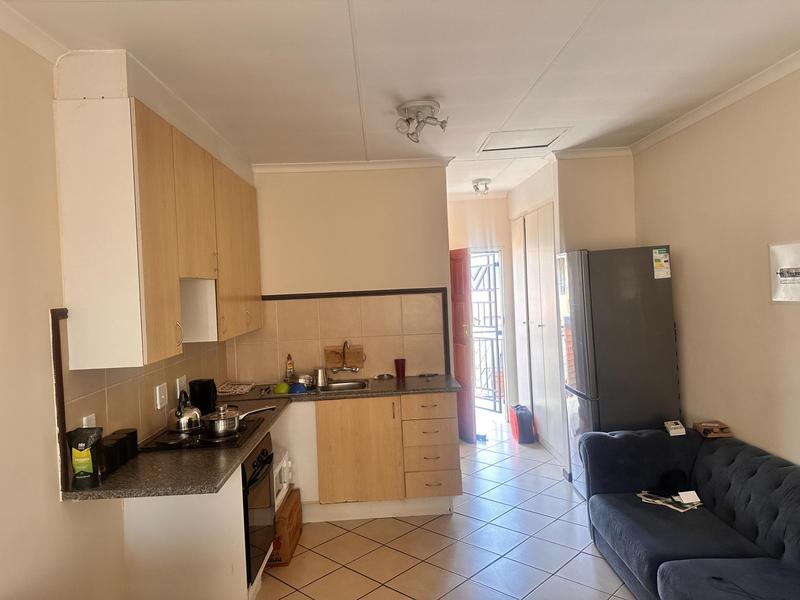 To Let 1 Bedroom Property for Rent in Karenpark Gauteng