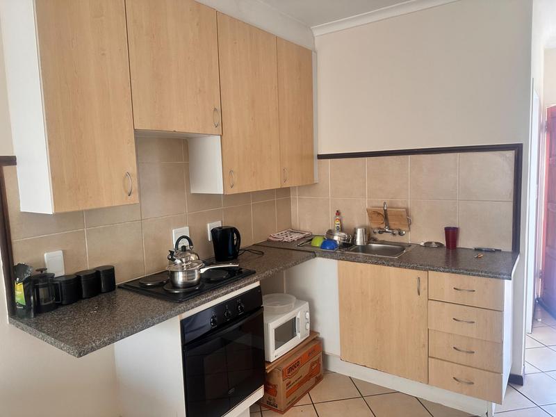 To Let 1 Bedroom Property for Rent in Karenpark Gauteng