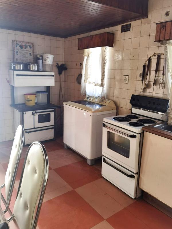 To Let 2 Bedroom Property for Rent in Senaoane Gauteng