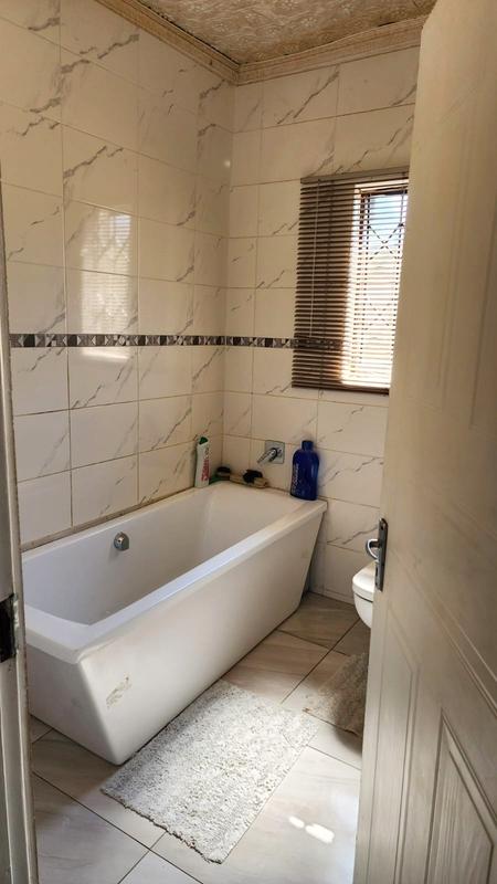 3 Bedroom Property for Sale in Bram Fischerville Gauteng