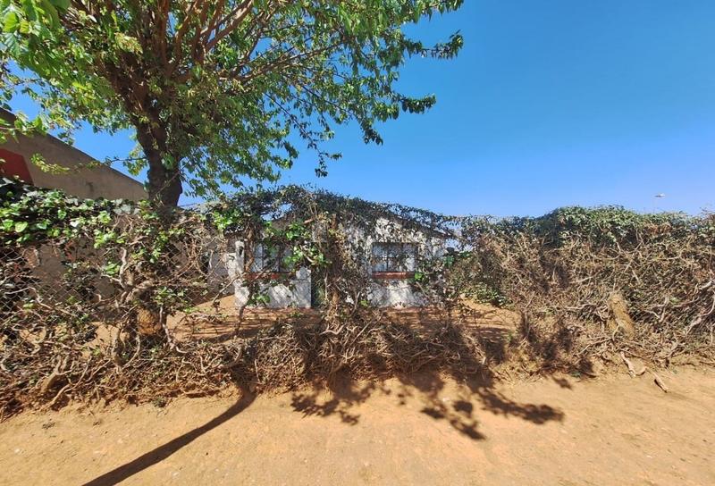2 Bedroom Property for Sale in Mapetla Gauteng