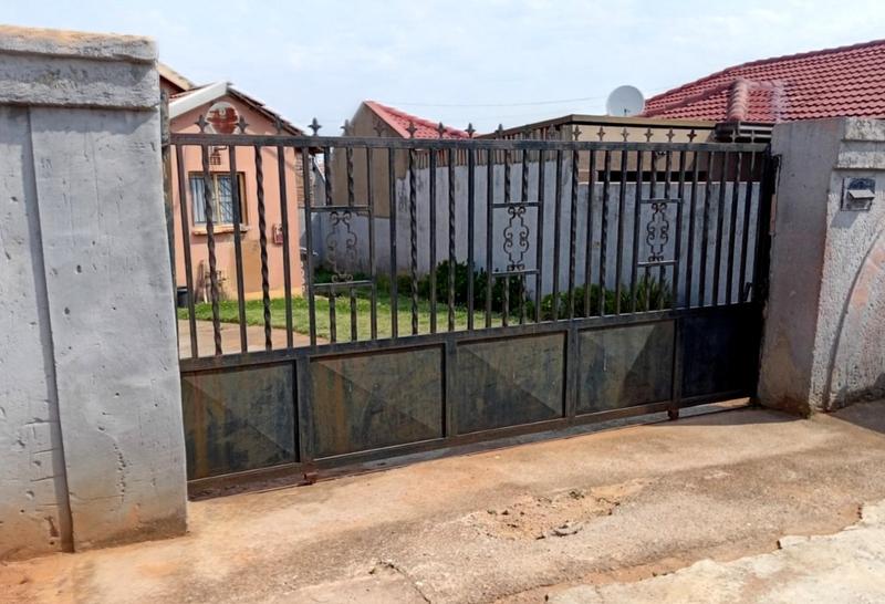 3 Bedroom Property for Sale in Meadowlands Gauteng