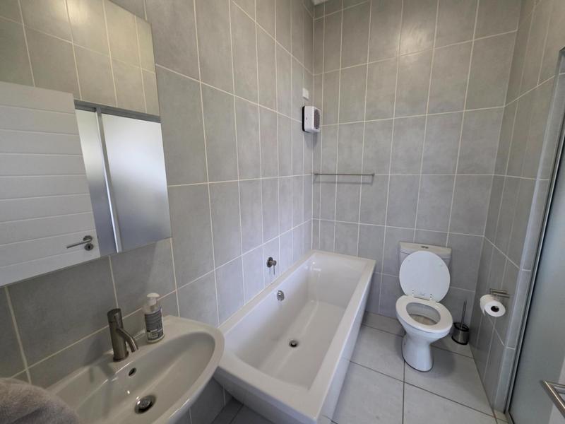 To Let 2 Bedroom Property for Rent in Mooikloof Gauteng