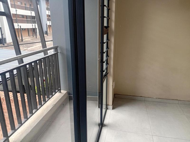 2 Bedroom Property for Sale in Waterfall Ridge Gauteng