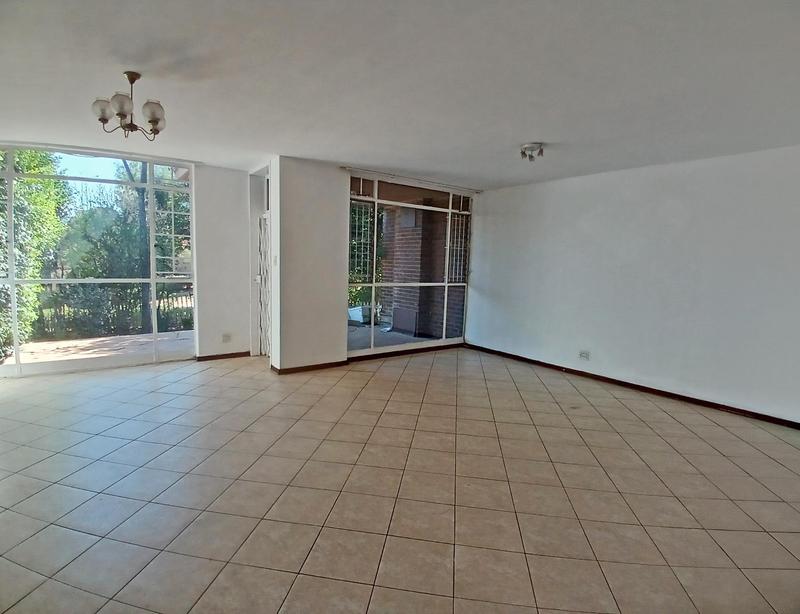 3 Bedroom Property for Sale in Bramley Park Gauteng