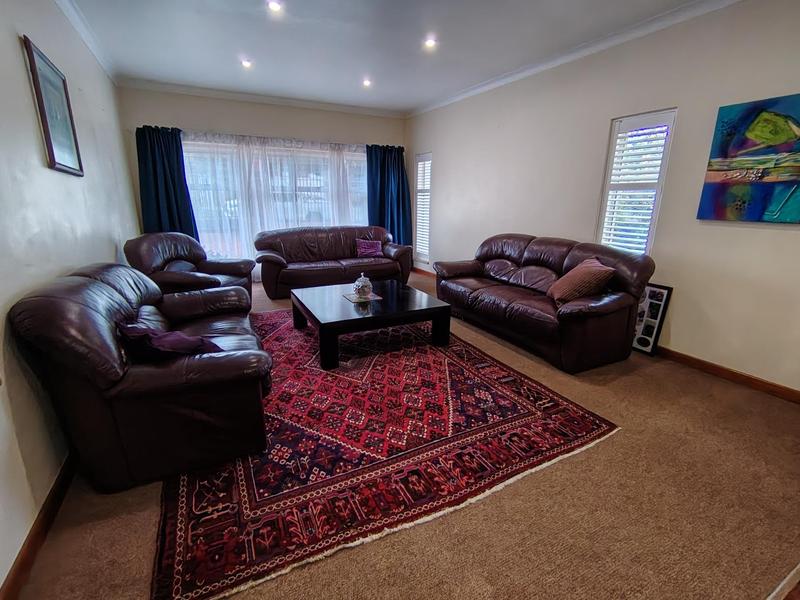 3 Bedroom Property for Sale in Dawnview Gauteng