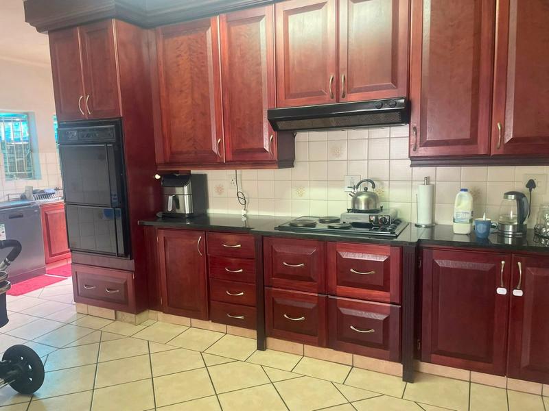 3 Bedroom Property for Sale in Birchleigh North Gauteng