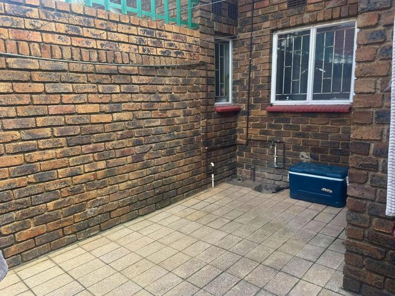 3 Bedroom Property for Sale in Birchleigh North Gauteng