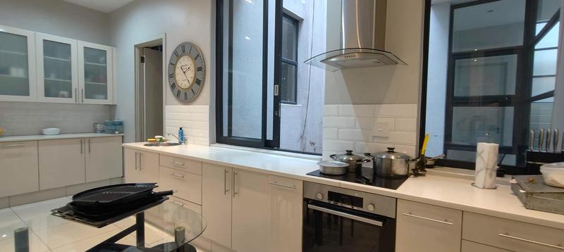 To Let 3 Bedroom Property for Rent in Houghton Gauteng