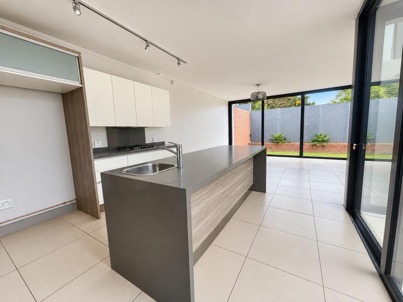 To Let 4 Bedroom Property for Rent in Waterkloof Ridge Gauteng