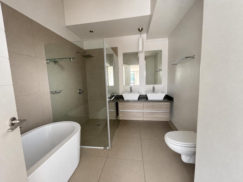 To Let 4 Bedroom Property for Rent in Waterkloof Ridge Gauteng