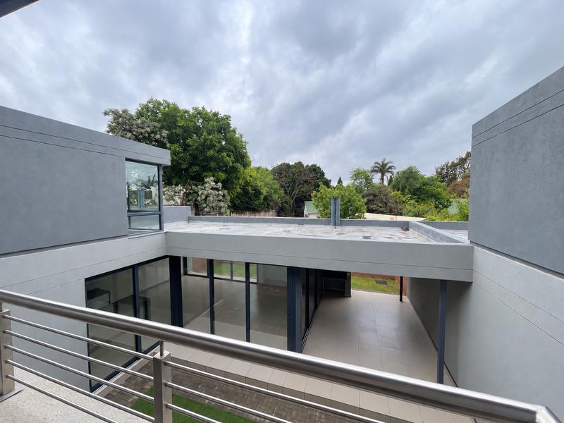 To Let 4 Bedroom Property for Rent in Waterkloof Ridge Gauteng