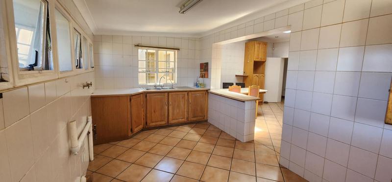 To Let 4 Bedroom Property for Rent in Klippoortjie Gauteng