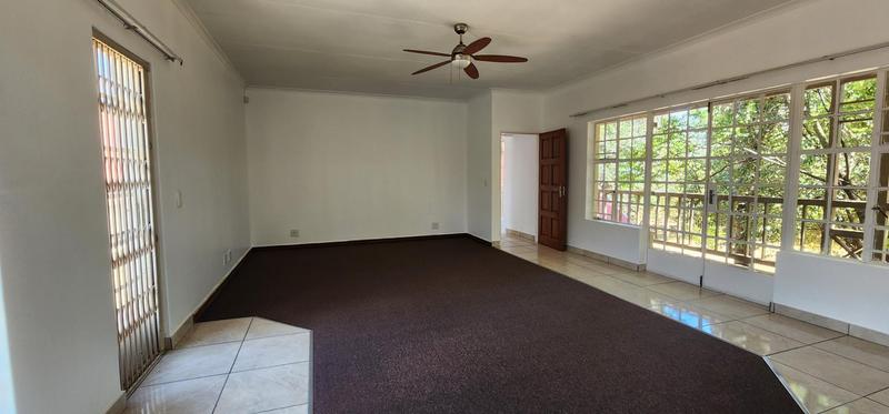 To Let 4 Bedroom Property for Rent in Klippoortjie Gauteng