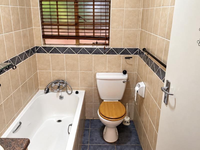 3 Bedroom Property for Sale in Amberfield Gauteng