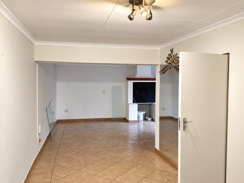 3 Bedroom Property for Sale in Amberfield Gauteng