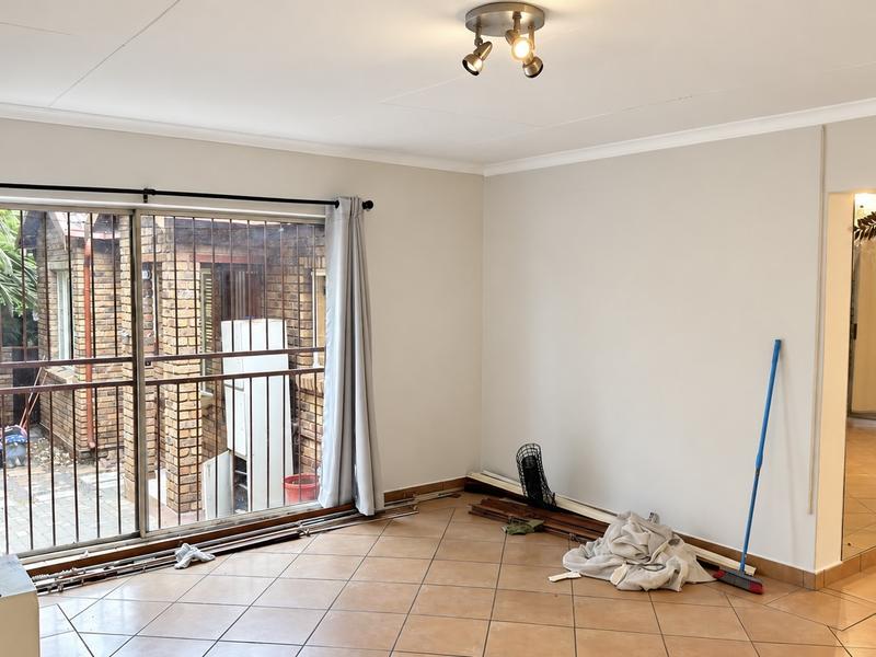 3 Bedroom Property for Sale in Amberfield Gauteng