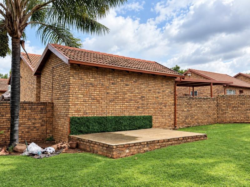 3 Bedroom Property for Sale in Amberfield Gauteng