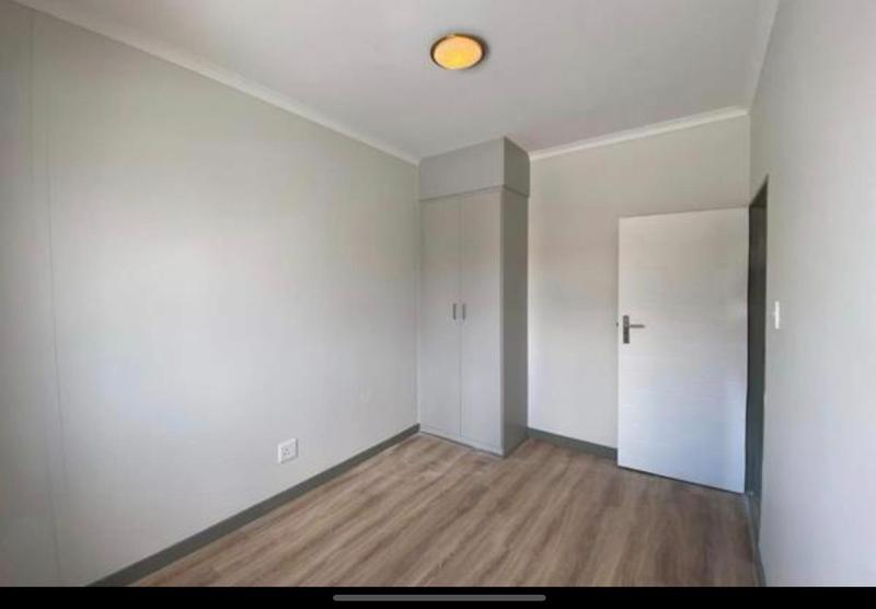 2 Bedroom Property for Sale in Midridge Park Gauteng
