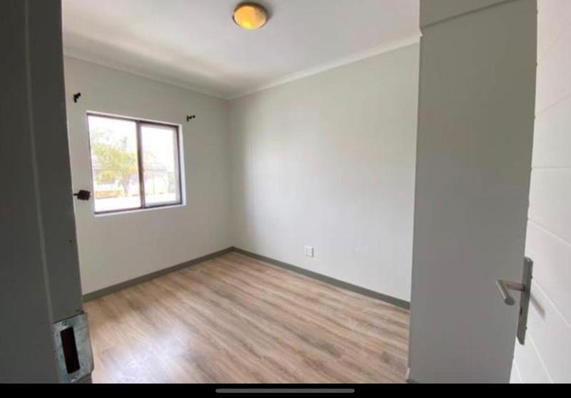 2 Bedroom Property for Sale in Midridge Park Gauteng