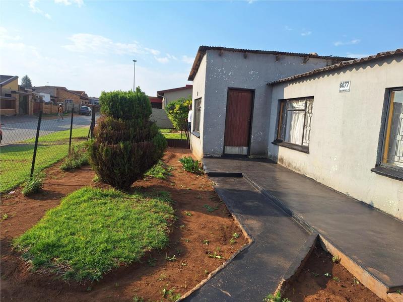 3 Bedroom Property for Sale in Tsakane Gauteng