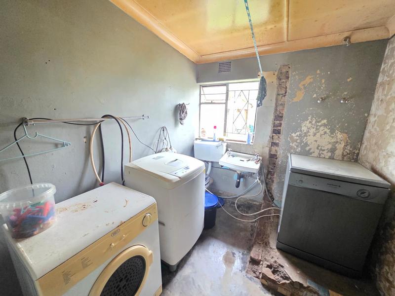 4 Bedroom Property for Sale in Rothdene Gauteng