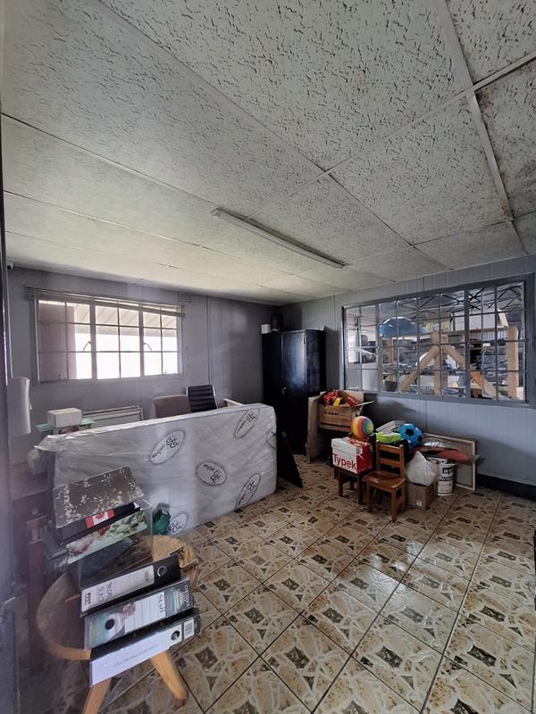 To Let Commercial Property for Rent in Aureus Gauteng