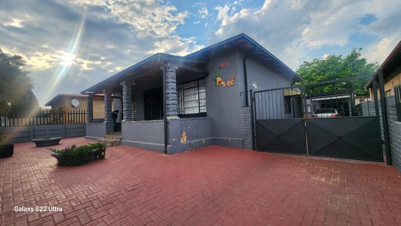 3 Bedroom Property for Sale in Randgate Gauteng