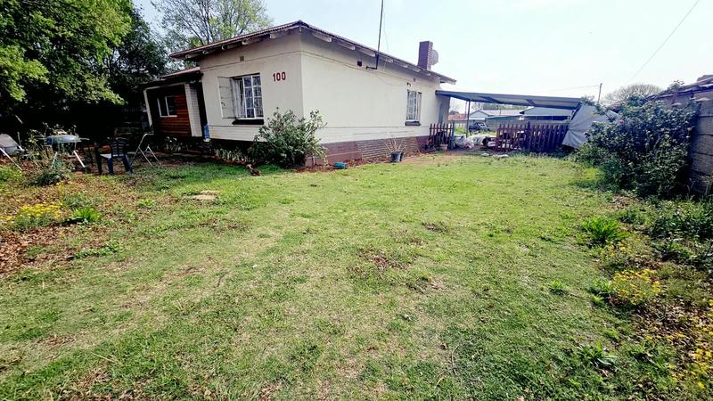 4 Bedroom Property for Sale in Rothdene Gauteng