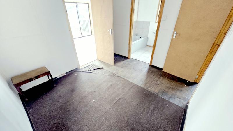 4 Bedroom Property for Sale in Rothdene Gauteng