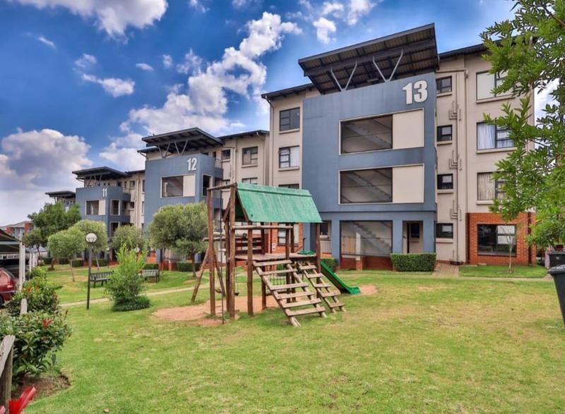 To Let 2 Bedroom Property for Rent in Oakdene Gauteng