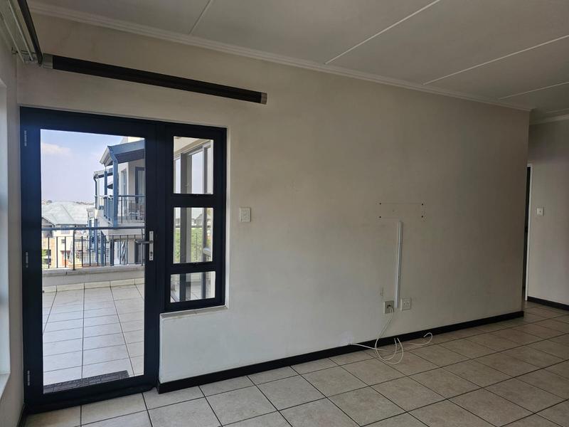 To Let 2 Bedroom Property for Rent in Oakdene Gauteng
