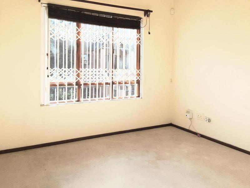 1 Bedroom Property for Sale in Pineslopes Gauteng
