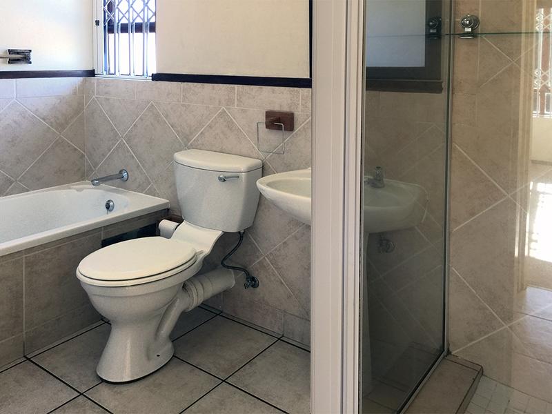 1 Bedroom Property for Sale in Pineslopes Gauteng
