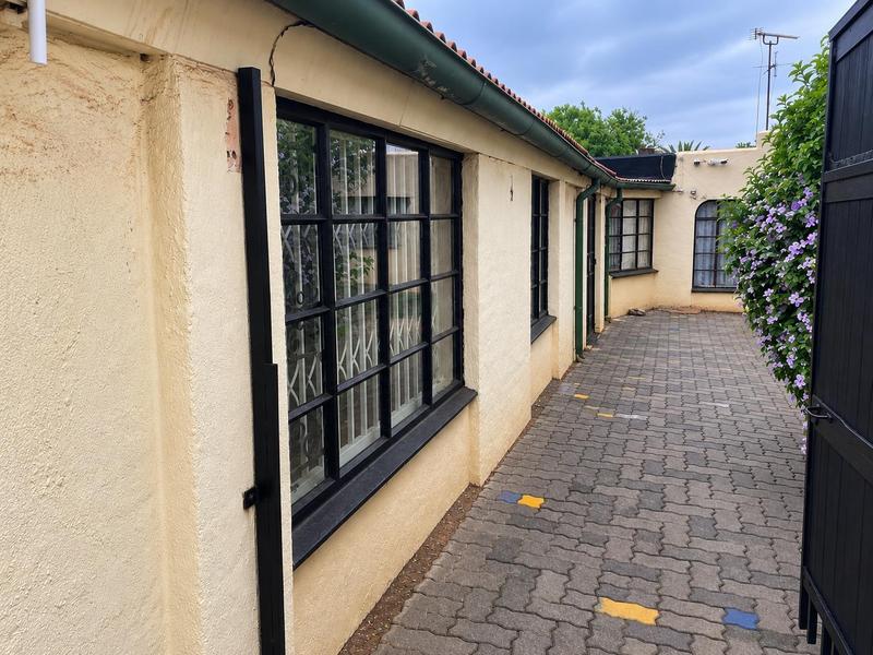 To Let 1 Bedroom Property for Rent in Primrose Hill Gauteng