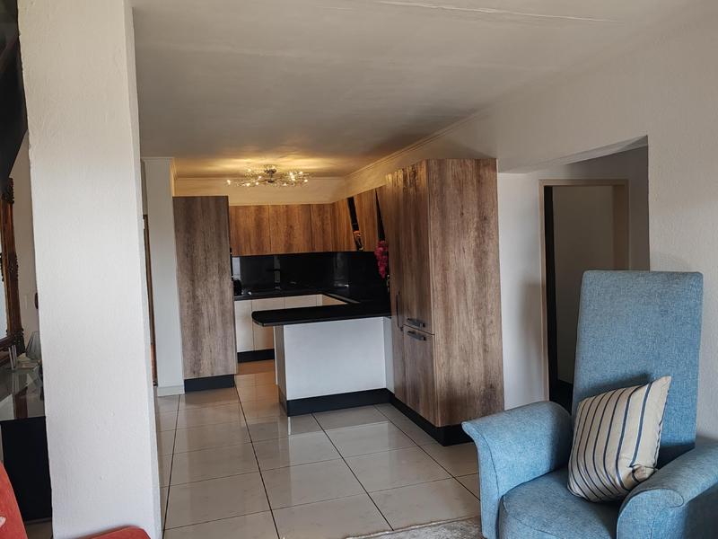 To Let 2 Bedroom Property for Rent in Bedfordview Gauteng