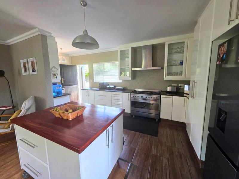 To Let 3 Bedroom Property for Rent in Blue Gill Estate Gauteng