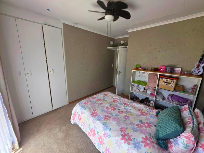 To Let 3 Bedroom Property for Rent in Blue Gill Estate Gauteng