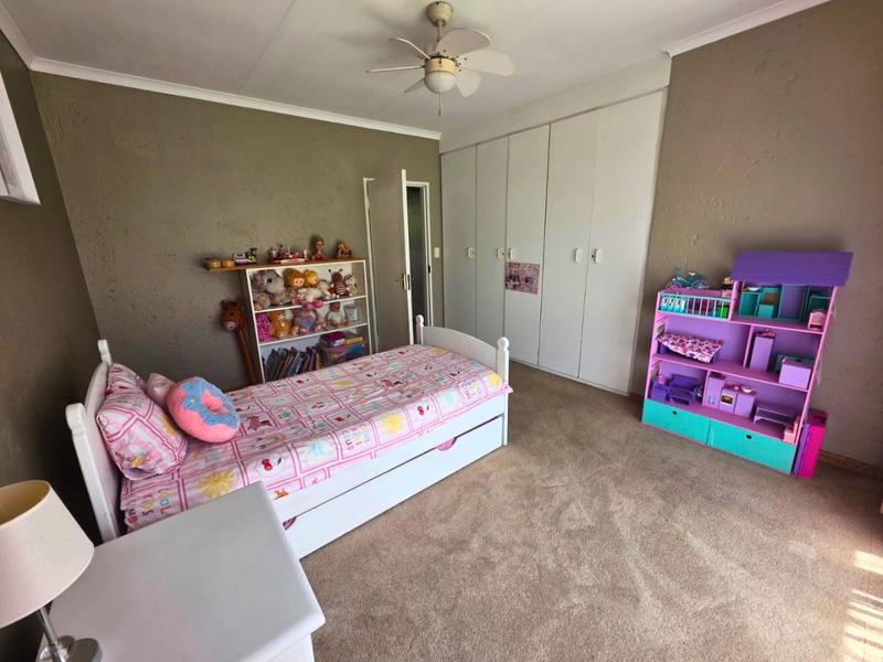To Let 3 Bedroom Property for Rent in Blue Gill Estate Gauteng