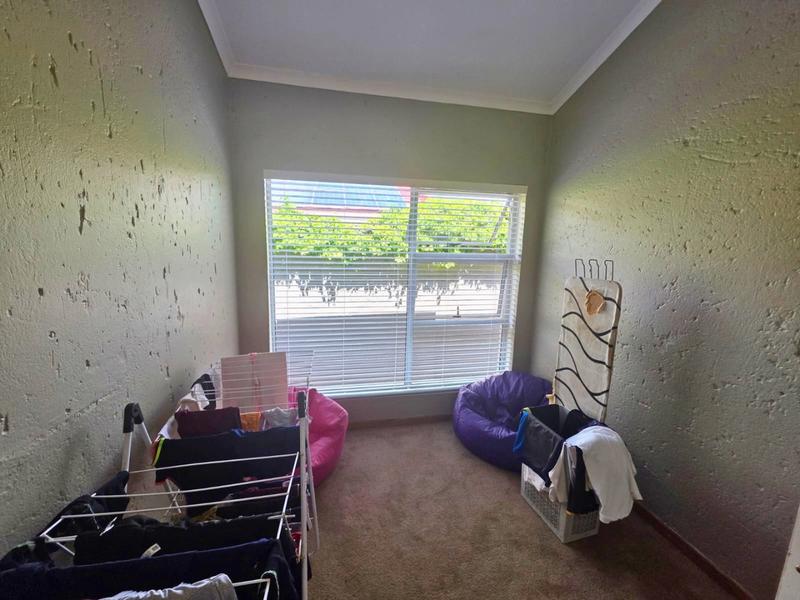 To Let 3 Bedroom Property for Rent in Blue Gill Estate Gauteng