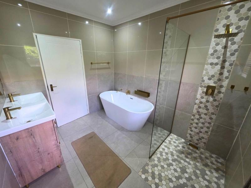 To Let 3 Bedroom Property for Rent in Blue Gill Estate Gauteng
