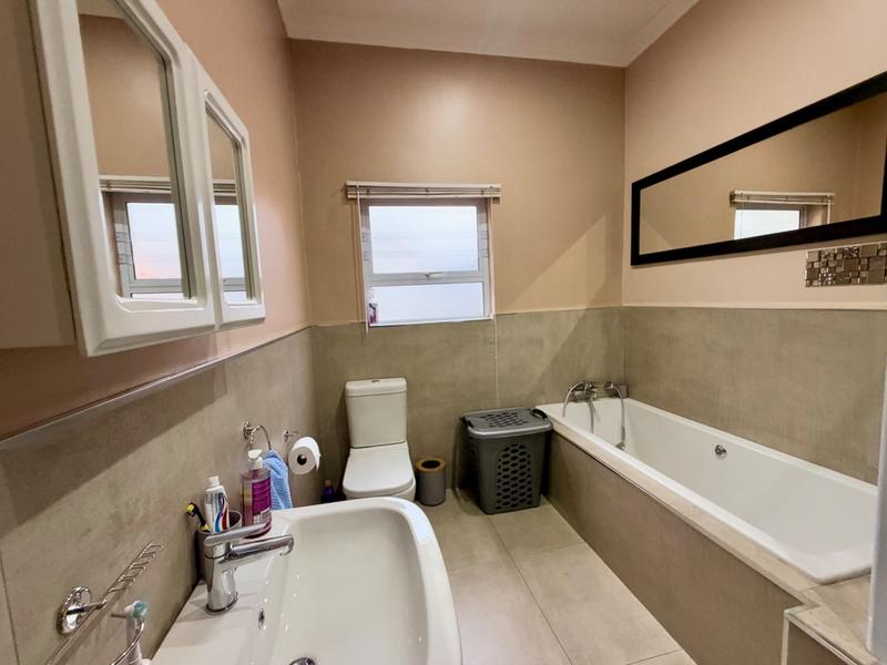 3 Bedroom Property for Sale in Vanderbijlpark SW 5 Gauteng
