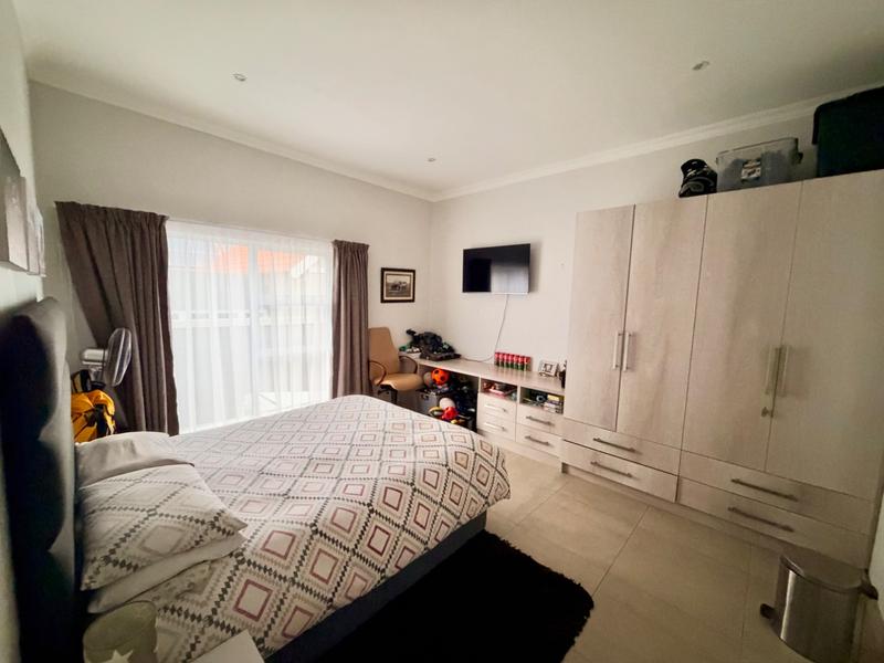 3 Bedroom Property for Sale in Vanderbijlpark SW 5 Gauteng