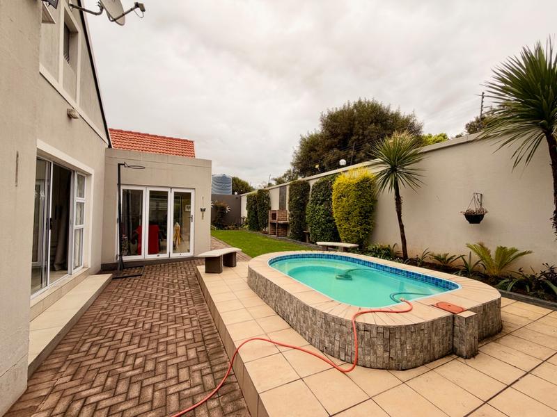 3 Bedroom Property for Sale in Vanderbijlpark SW 5 Gauteng
