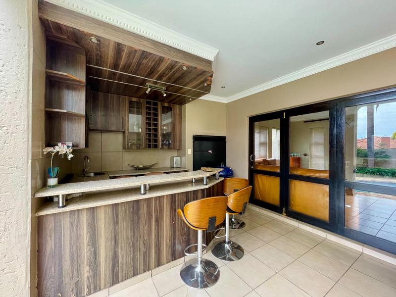 5 Bedroom Property for Sale in Willow Acres Gauteng