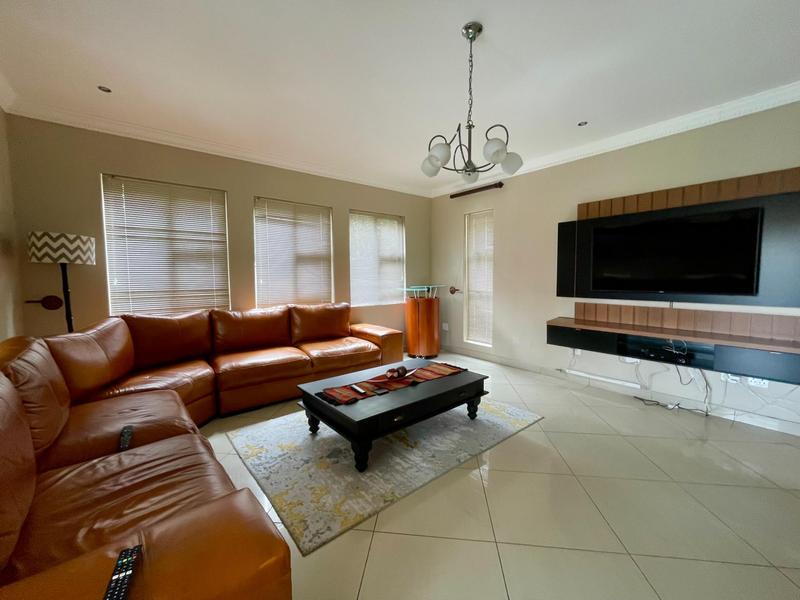 5 Bedroom Property for Sale in Willow Acres Gauteng