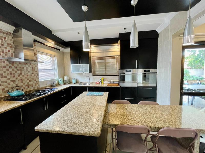 5 Bedroom Property for Sale in Willow Acres Gauteng