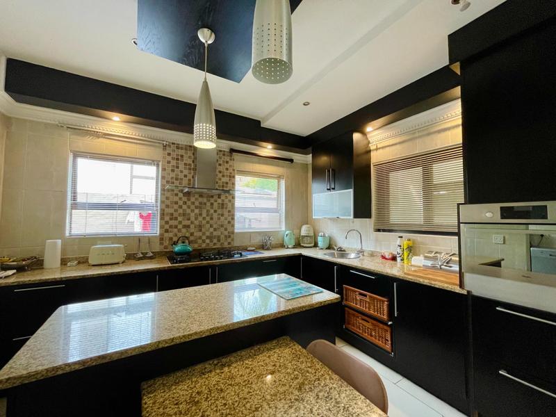 5 Bedroom Property for Sale in Willow Acres Gauteng